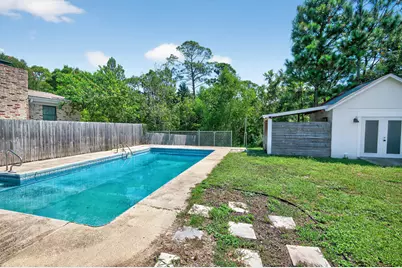 115 Ridgewood Avenue, Mary Esther, FL 32569 - Photo 11
