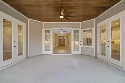 258 W Bayou Forest Drive, Freeport, FL 32439 - Photo 9