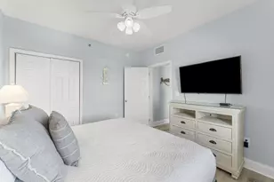9860 S Thomas Dr, Panama City Beach, FL 32408 - Photo 7