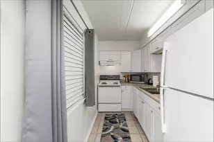 209 W Miracle Strip Pkwy, Mary Esther, FL 32569 - Photo 11