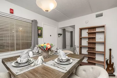 209 W Miracle Strip Parkway #APT D103, Mary Esther, FL 32569 - Photo 7