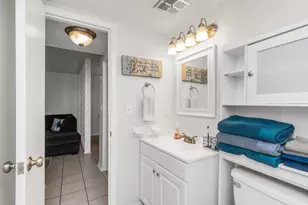 209 W Miracle Strip Pkwy, Mary Esther, FL 32569 - Photo 19