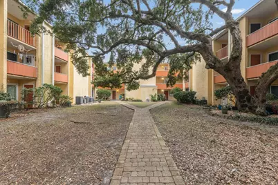 209 W Miracle Strip Parkway #APT D103, Mary Esther, FL 32569 - Photo 31