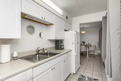 209 W Miracle Strip Parkway #APT D103, Mary Esther, FL 32569 - Photo 13