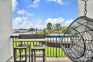 214 SW Miracle Strip Pkwy, Fort Walton Beach, FL 32548 - Photo 1