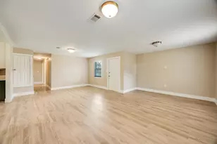 5593 Galaxy Dr, Crestview, FL 32539 - Photo 13
