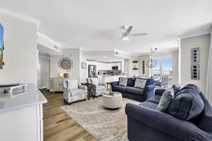 1050 Harbor Boulevard, Destin, FL 32541 - Photo 17