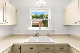 145 Bay Ave, Apalachicola, FL 32320 - Photo 27