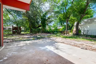 133 NW Robinwood Dr, Fort Walton Beach, FL 32548 - Photo 17