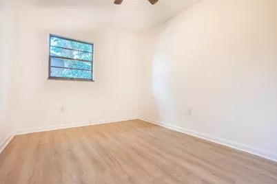 133 NW Robinwood Drive, Fort Walton Beach, FL 32548 - Photo 5