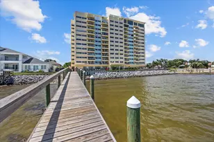 825 Bayshore Dr, Pensacola, FL 32507 - Photo 23