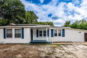 105 NW Lincoln Dr, Fort Walton Beach, FL 32547 - Photo 1