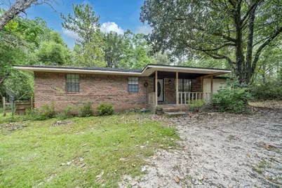 6359 Childrens Lane, Crestview, FL 32539 - Photo 1