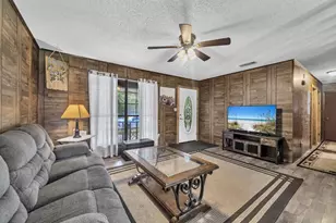 6359 Childrens Ln, Crestview, FL 32539 - Photo 15