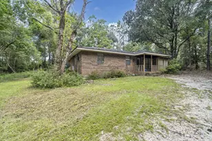 6359 Childrens Ln, Crestview, FL 32539 - Photo 7