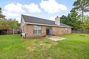 719 Majestic Prince Ct, Crestview, FL 32539 - Photo 3