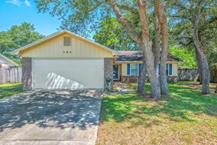 106 Campbell Ave, Crestview, FL 32536 - Photo 1