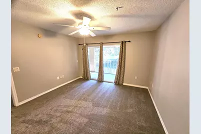 4276 Calinda Lane #APT 125, Niceville, FL 32578 - Photo 3