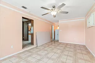 213 NW Moriarty St, Fort Walton Beach, FL 32548 - Photo 11