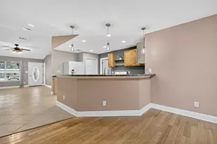 7117 Dale St, Pensacola, FL 32503 - Photo 5