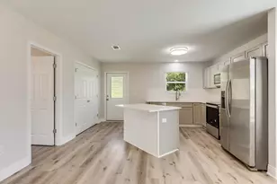 3871 2nd Ave, Laurel Hill, FL 32567 - Photo 9