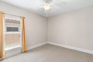 496 Soundview Ct, Mary Esther, FL 32569 - Photo 19