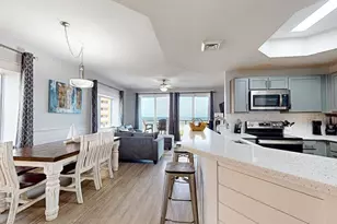 15928 Front Beach Rd, Panama City Beach, FL 32413 - Photo 11