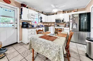 701 Trowbridge Ave, Fort Walton Beach, FL 32547 - Photo 11