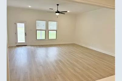 2745 Louis Circle, Crestview, FL 32536 - Photo 5
