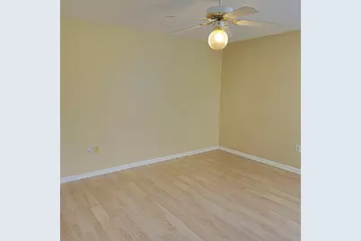 308 NW Victoria Avenue, Fort Walton Beach, FL 32548 - Photo 11