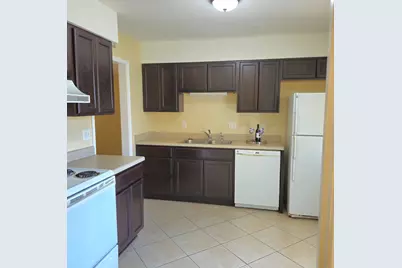308 NW Victoria Avenue, Fort Walton Beach, FL 32548 - Photo 5
