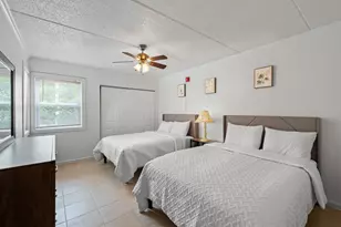 209 W Miracle Strip Pkwy, Mary Esther, FL 32569 - Photo 13