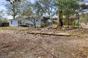 215 Davis Dr, Niceville, FL 32578 - Photo 5