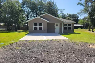 47 Cedar Hl Ct, Defuniak Springs, FL 32433 - Photo 1