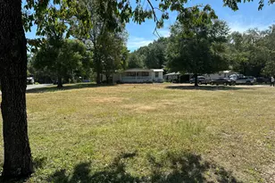 106 Red Eye Rd, Defuniak Springs, FL 32433 - Photo 1