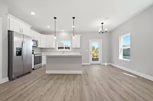935 Kenzie Ln, Fort Walton Beach, FL 32547 - Photo 13