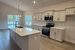 2404 Aleia Ln, Crestview, FL 32536 - Photo 9