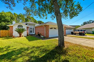 498 Rush Park Cir, Mary Esther, FL 32569 - Photo 5