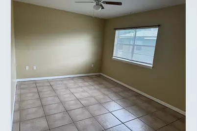 102 SE Chicago Avenue, Fort Walton Beach, FL 32548 - Photo 3