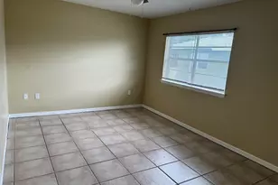 102 SE Chicago Ave, Fort Walton Beach, FL 32548 - Photo 3