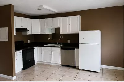 102 SE Chicago Avenue, Fort Walton Beach, FL 32548 - Photo 3