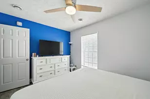 1405 Bahia Dr, Navarre, FL 32566 - Photo 15