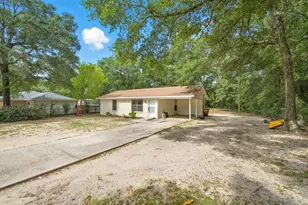 102 Grimes Ave, Crestview, FL 32536 - Photo 13