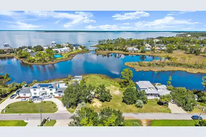 3046 W 30th Court, Panama City, FL 32405 - Photo 11