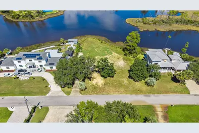 3046 W 30th Court, Panama City, FL 32405 - Photo 9