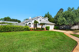 880 Brande Ct, Shalimar, FL 32579 - Photo 3