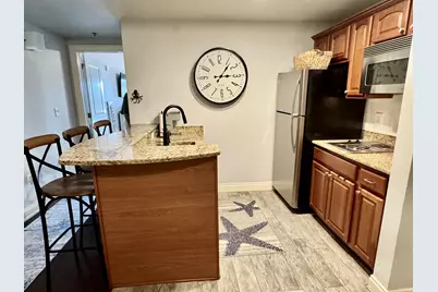 114 Carillon Market Street #UNIT 201, Panama City Beach, FL 32413 - Photo 7