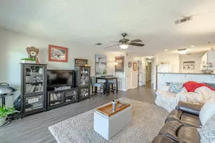 18912 Front Beach Rd, Panama City Beach, FL 32413 - Photo 31