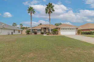 1230 Grand Ridge Cir, Gulf Breeze, FL 32563 - Photo 1