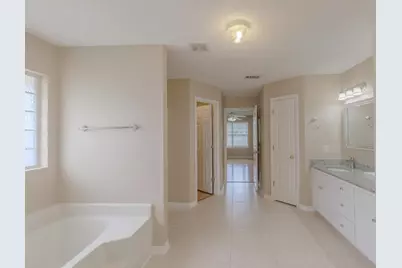 1230 Grand Ridge Circle, Gulf Breeze, FL 32563 - Photo 13